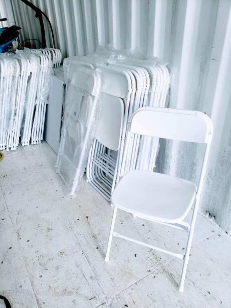 Heavy Duty White Folding Chairs